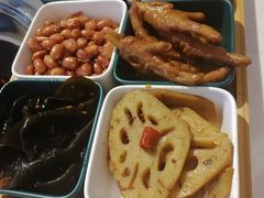 -蛙两只美蛙鱼头火锅(恒茂店)