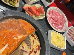 -宽板凳老灶火锅(台湾街店)