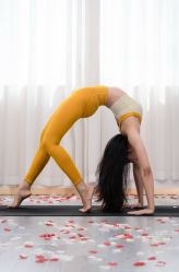 -亚太瑜伽普拉提学院