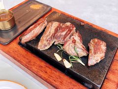 岩烤澳洲胸腹牛扒-一沙一城·岩烤牛扒(深圳首店)
