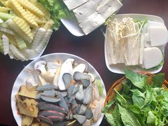 -野菌皇海景野生菌火锅(滨海大道店)