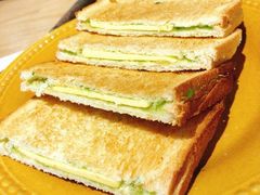 咖椰吐司-HELLO 27 意面·沙拉·帕尼尼