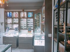 -视野联行眼镜蔡司·依视路官方授权店(顺城店)