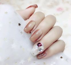 -Pink You美甲美睫纹绣定制中心