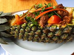 菠萝船-Lanterns Vietnamese Restaurant