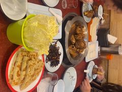 -聚首堂·特色小吃·肘子(什刹海德胜门店)