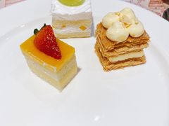-上海皇廷花园酒店·西餐厅·自助餐