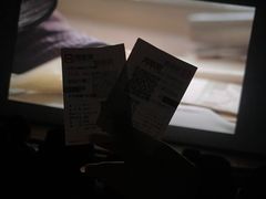 -天幕新彩云国际影城(激光巨幕店)