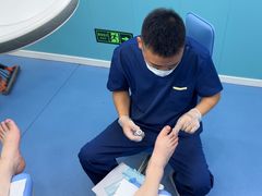 -Andrew指甲专科灰指甲·甲沟炎矫正·3D步态矫形鞋垫定制(浦三路店)