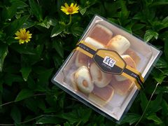 -蓝小轩蛋糕·面包(趣春店)