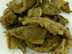 酥炸鱼皮-明兴正宗潮州五彩鱼蛋粉面(中山六路店)