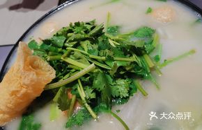 Pork Bone Fish Ball Hot Pot Rice Noodles