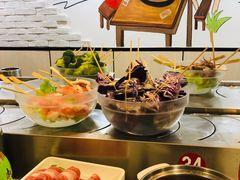 -百品聚旋转火锅(万德庄店)
