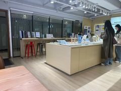 -鲸渝眼镜·浅目视光(春熙路店)