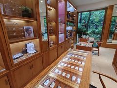 -宝丽眼镜(湖墅店)