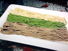 三色健康面拼-慢丽江·云南野生菌土鸡锅(付家庄店)