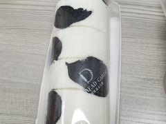 牛奶椰椰冻-顶东面包花园·生日蛋糕(世博店)