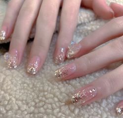-H12 STAR日式美甲美睫专门店