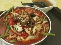 酸辣肥肠粉-红鼻子桂林米粉(金唐新光界店)