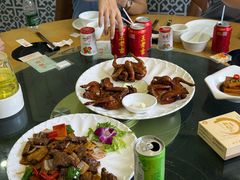 -郑猛记石岐鸽主题餐厅(长江店)