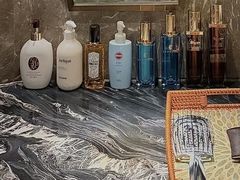 -浅深(世茂滨江精品店)