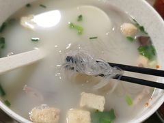 鸭血油豆腐汤-胡记锅贴·沪上游子老鸭粉丝汤(太原路店)