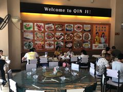 -覃记海鲜美食餐厅