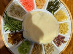 -怪噜范·老贵阳街头名小吃(汇金星力城店)