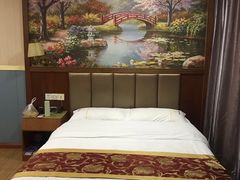 -春夏秋冬酒店(深圳五和地铁站店)