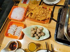 -聚汇三少·龙虾·中餐厅(莫邪路新天地店)