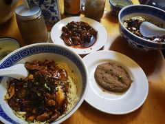 -沪西老弄堂面馆(定西路店)