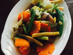 -Dang restaurant (patong phuket)