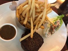 -db Bistro & Oyster Bar by Daniel Boulud(滨海湾金沙店)