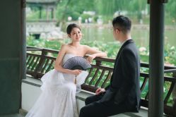 -雪中彩影婚纱摄影·微光艺术中心