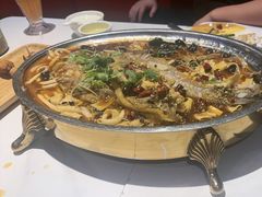 -小河公主秘制烤羊腿(小绿谷店)