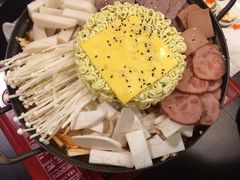 -炙韩料理·部队锅专门店