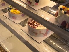 -昆明冠生园·蛋糕·面包(朗悦湾店)