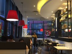-必胜客(武汉欢乐谷店)