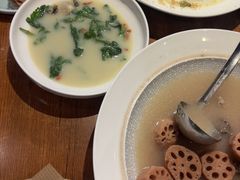 -鱼亨小鲜酸菜鱼(大信店)