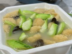 -龙凤美食(汇都店)