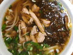 酸菜肉丝粉-易裕和·长沙米粉(竹塘西路店)