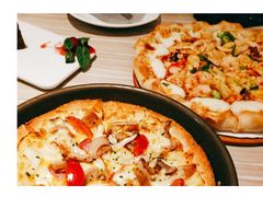 -必胜客(威高广场店)