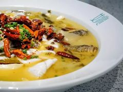 -姚姚酸菜鱼·金戈戈香港豉油鸡(喜荟城联名店)