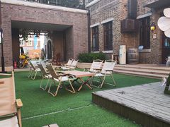 -麦落精酿啤酒餐吧(先农大院店)