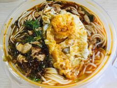 酸菜肉丝米线-耙豌豆重庆小面