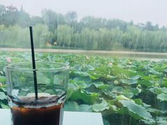-榴莲咖啡馆