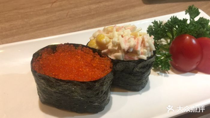 鱼籽军舰 蟹腿肉玉米军舰