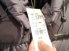 -王府井奥莱临潼小镇(临潼店)