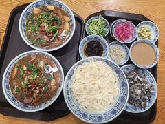 老北京炸酱面-门框胡同百年卤煮(新街口店)