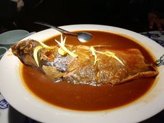 -卢大鲜鱼头捞饭(美利广场店)